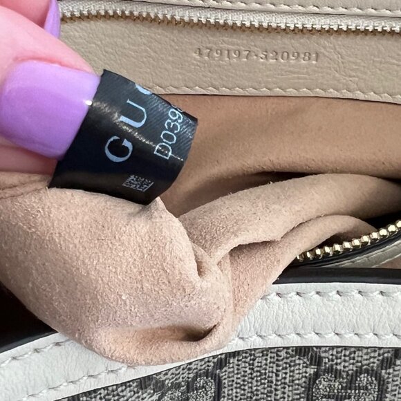 GUCCI Padlock GG Medium Shoulder/Tote Bag (EUC) - Picture 8 of 12